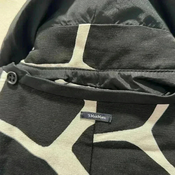 Max Mara Monochrome Printed Reversible Vada Coat, Size 6, Like New - Picture 10 of 12